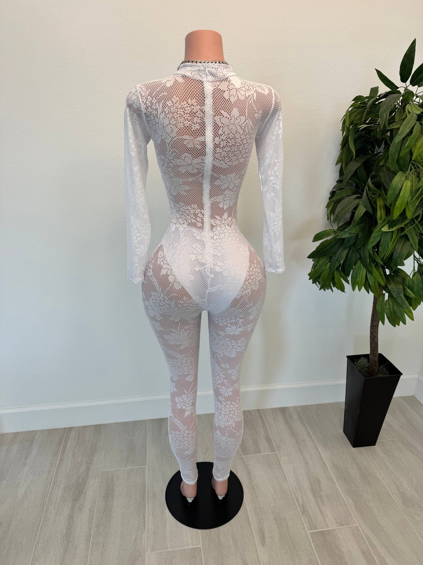 🤍 White Lace Temptation Catsuit