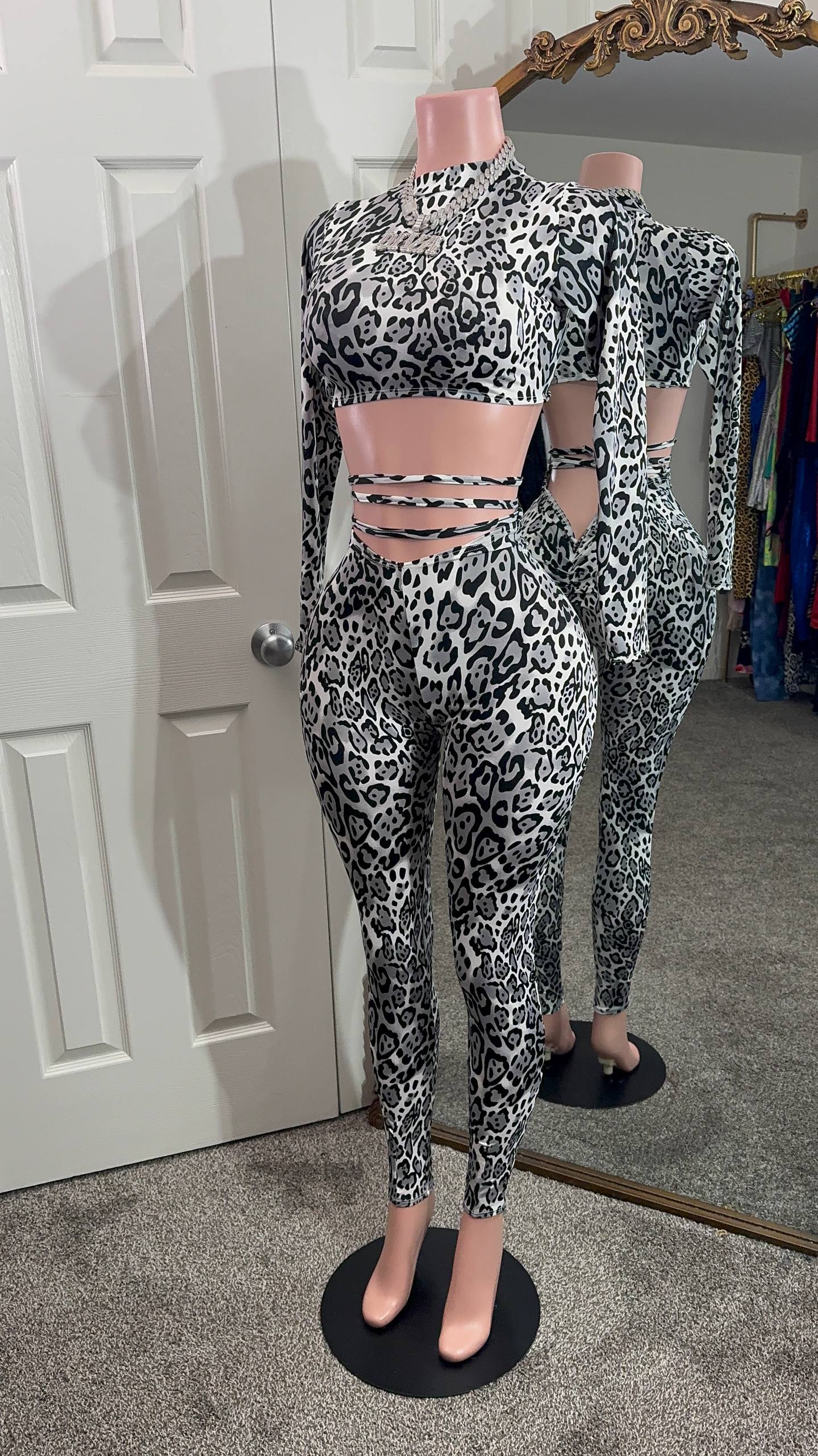Wild Instinct Leopard 2 PCS Set