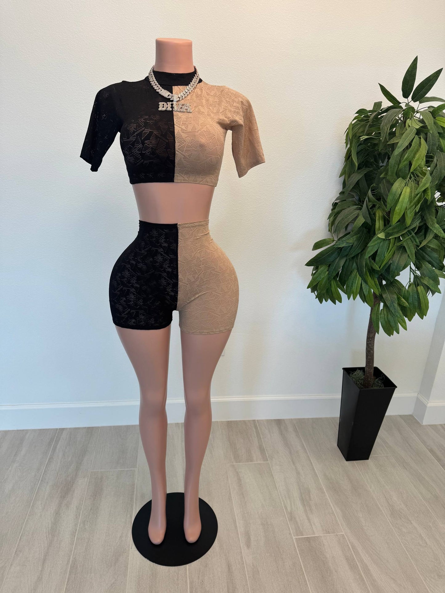 Dual Mood Diva Two-Tone Short Set